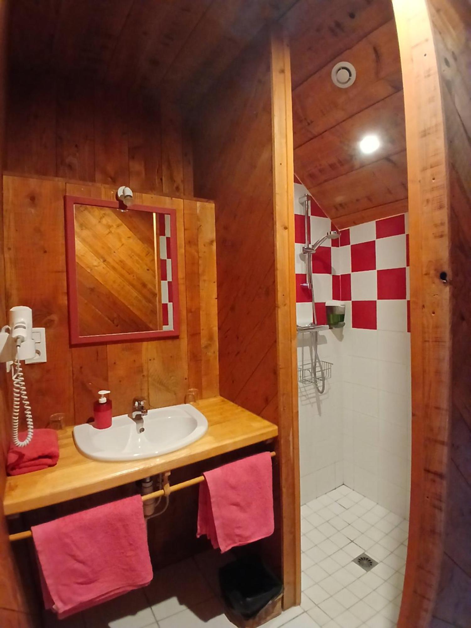 La Jameliniere Hotel Chailland Bagian luar foto